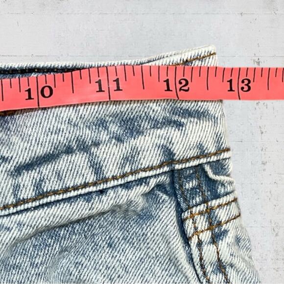 Revice Button Fly Acid Wash High Rise Ex Boyfriend Jean Size 25] - Picture 9 of 11